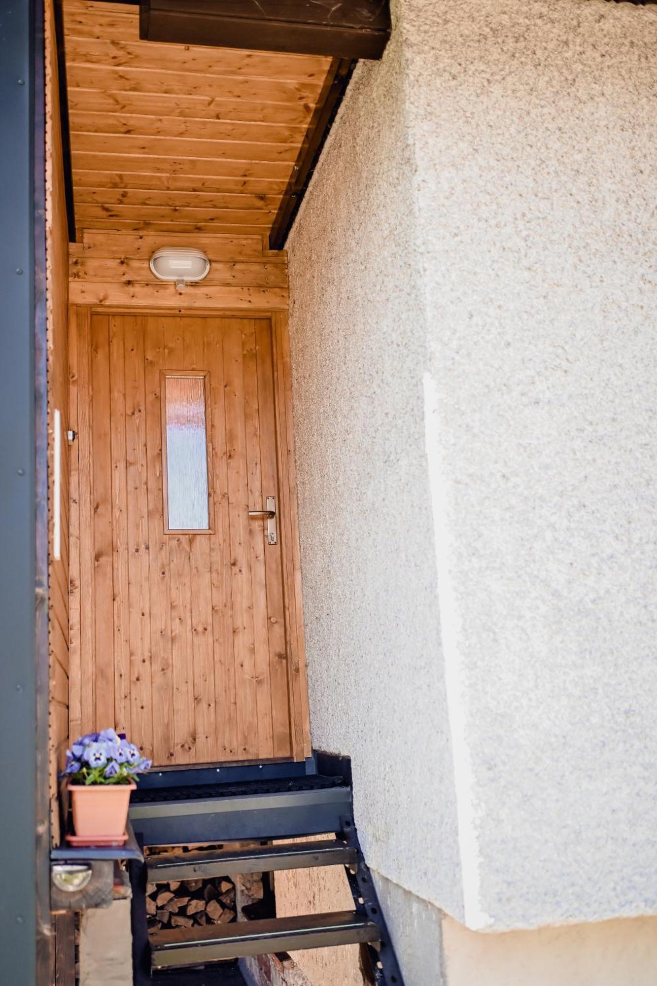Apartman Pod Zalym Benecko Kültér fotó